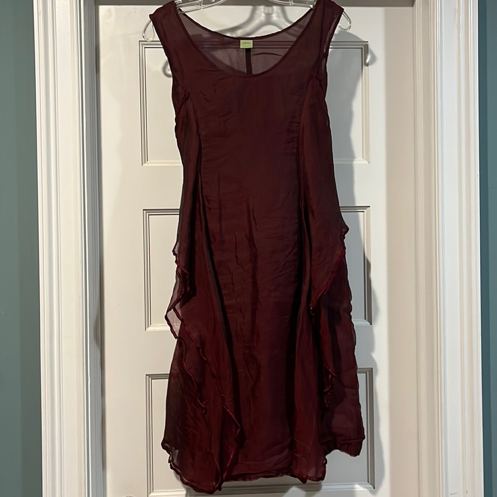 Ohm designer sleeveless dress, size small (no tag), wine color, crepe material